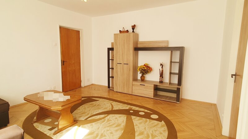Titan  Zona Policlinica-Burdujeni- Apartament 2 Camere Parc & Metrou